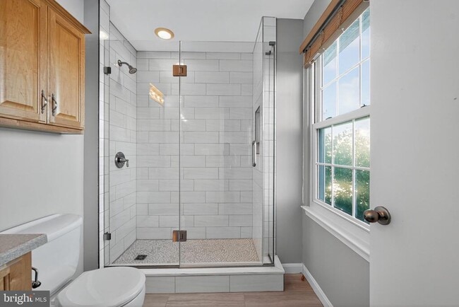 Building Photo - 7850 Greengate Way
