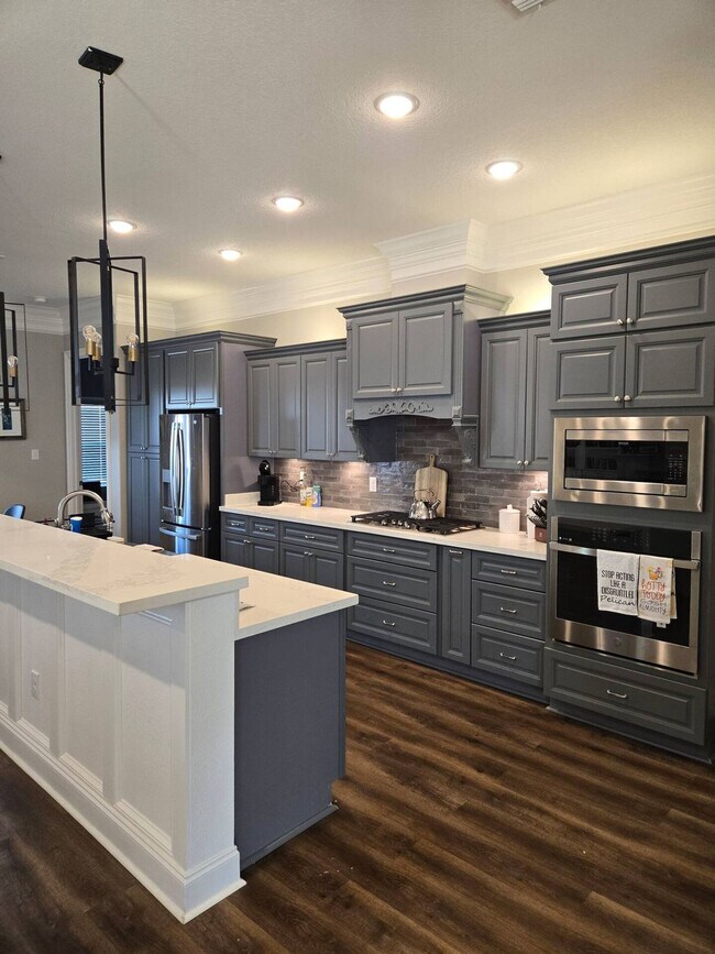 Building Photo - 13812 E El Bonito Dr