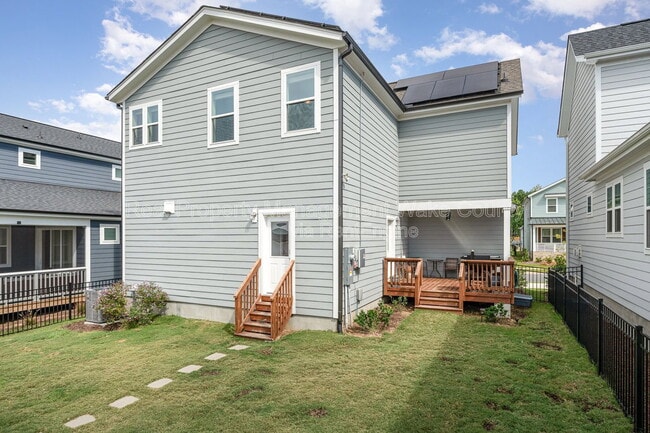 Building Photo - 45 Millennium Dr