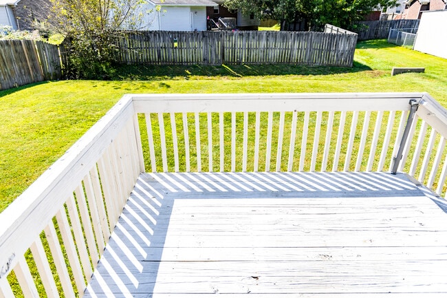 Building Photo - 10504 Pebblestone Cir