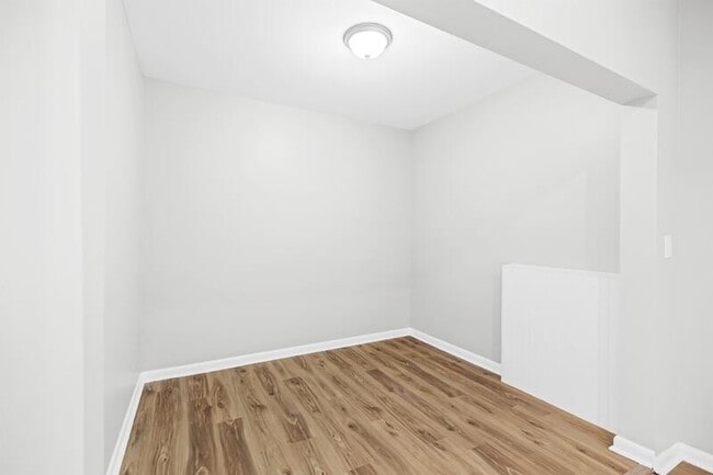 Building Photo - 3428 Carpenter Avenue