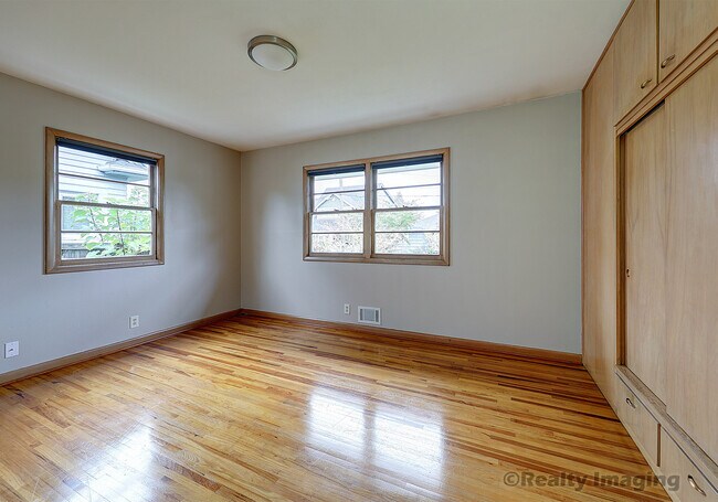 Building Photo - 7017 N Mobile Ave