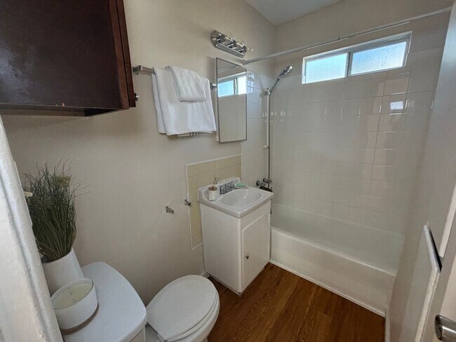 Building Photo - 4172-4176 CHEROKEE AVENUE