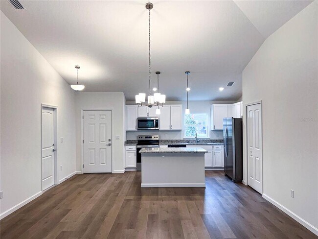 Building Photo - 154 Bren Mar Ln