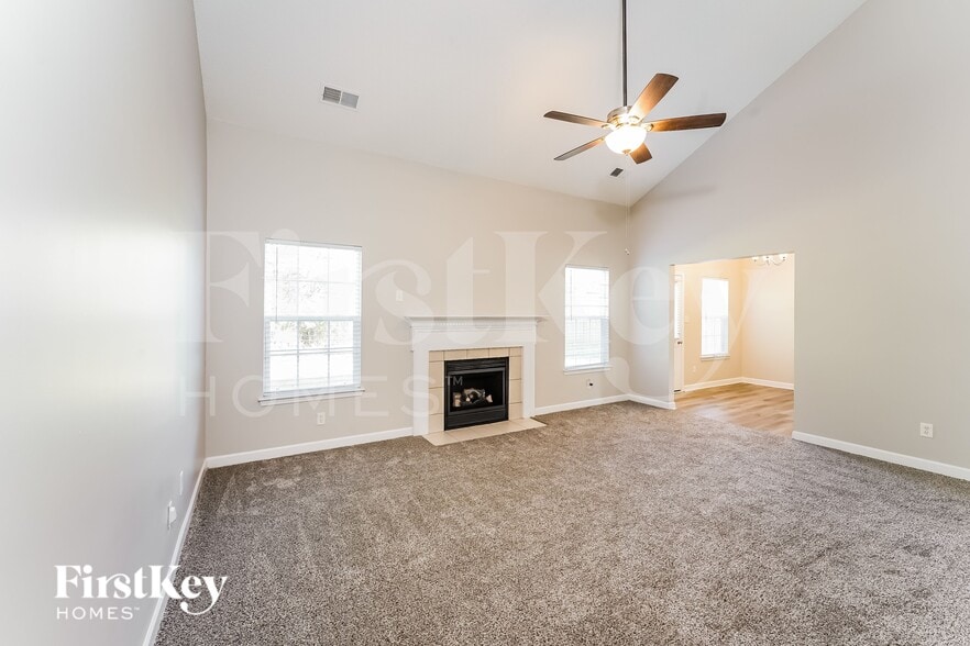 Building Photo - 2415 Damascus Dr