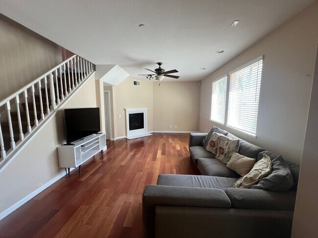 Building Photo - Spacious 4-Bedroom Home in Woodland –Cul-d...