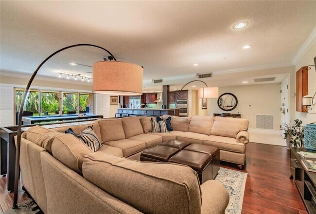 Building Photo - 36750 US Hwy 19 N