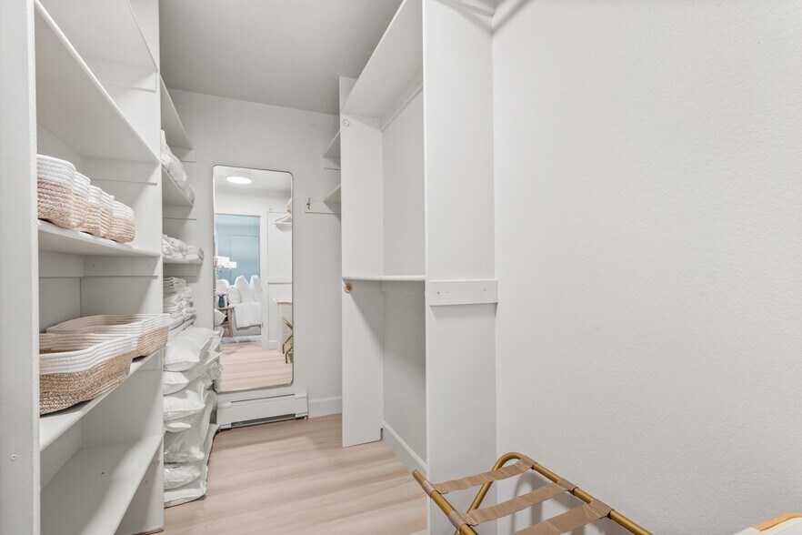 Building Photo - 180 Deer Run