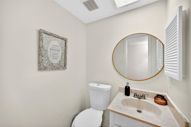 Building Photo - 6975 Chasewood Dr