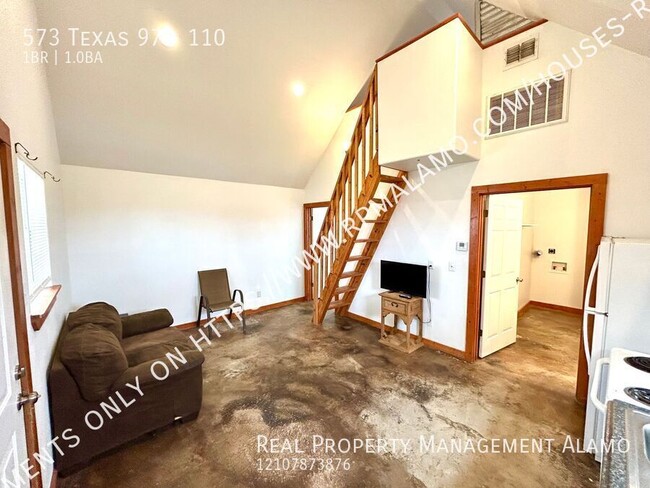 Building Photo - AVAILABLE NOW! 1 Bedroom / 1 Bath Lodge w/...