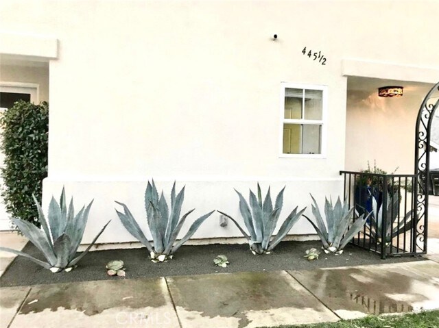 Building Photo - 445 Begonia Ave