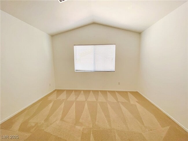 Building Photo - 198 Chadwell Ct