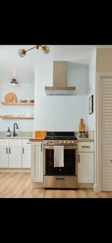 Building Photo - 232 Bath St