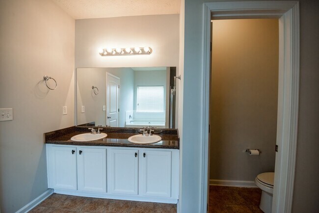 Building Photo - Fantastic Home Available for Rent Today!