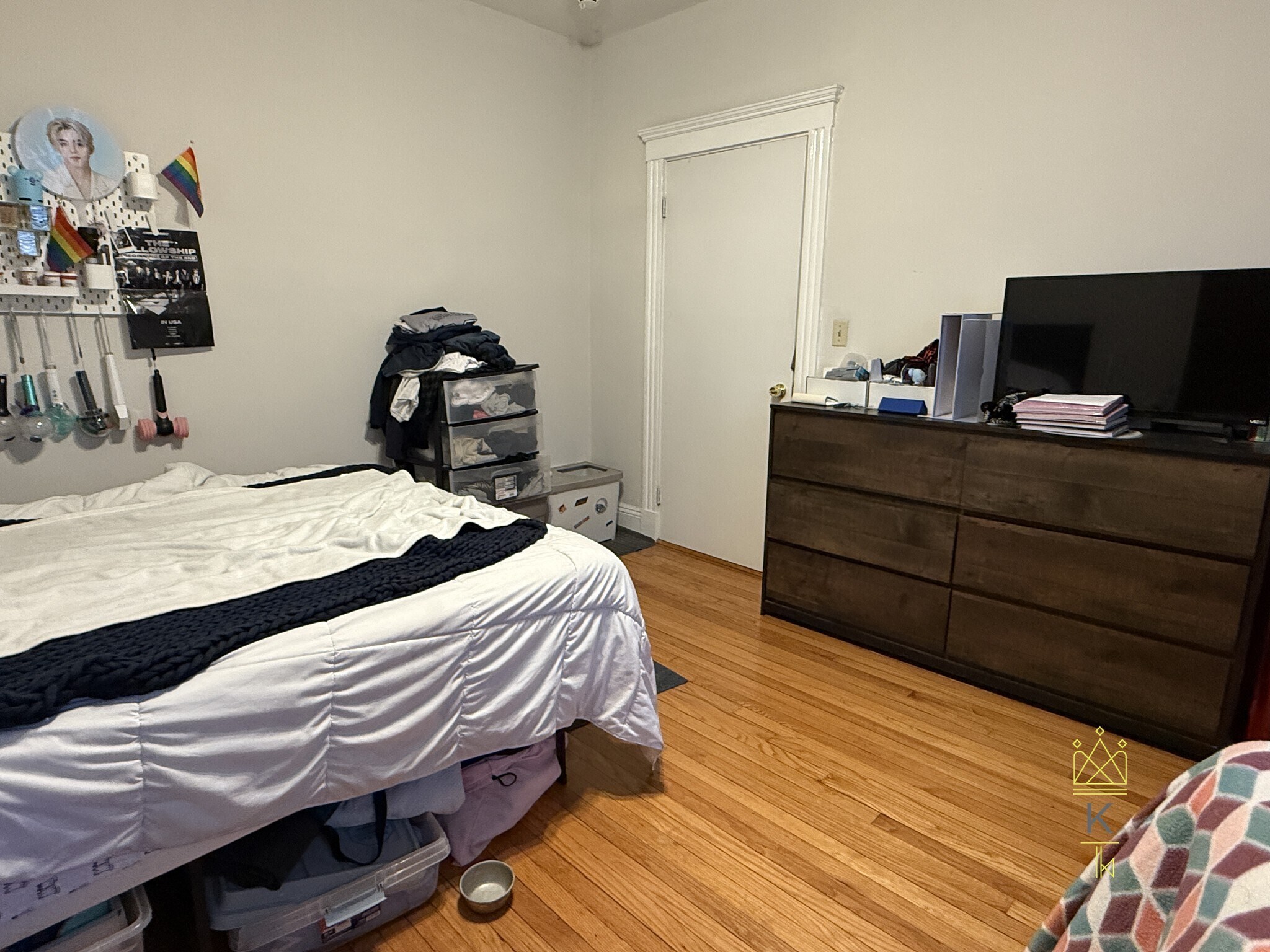 Building Photo - 370 Chestnut Hill Ave