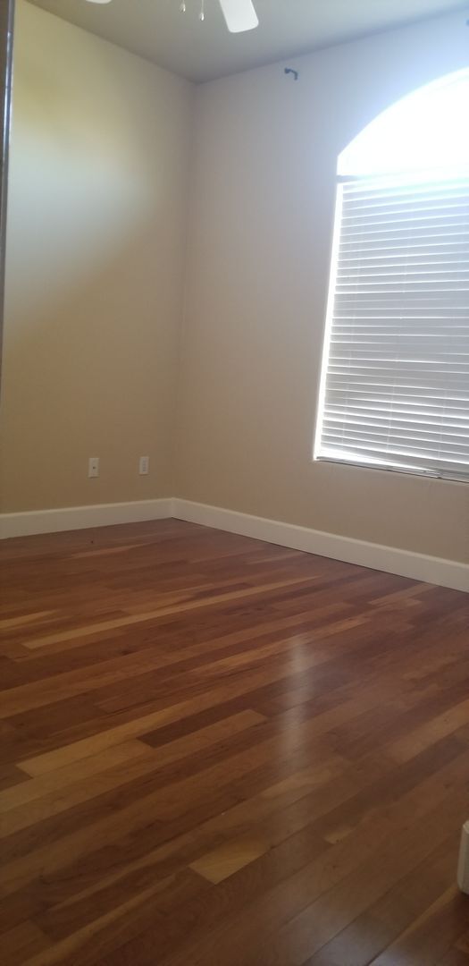 Building Photo - 3626 Azure Dr