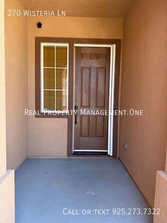 Building Photo - 270 Wisteria Ln