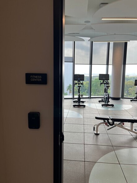 Building Photo - 136 NE 43rd St