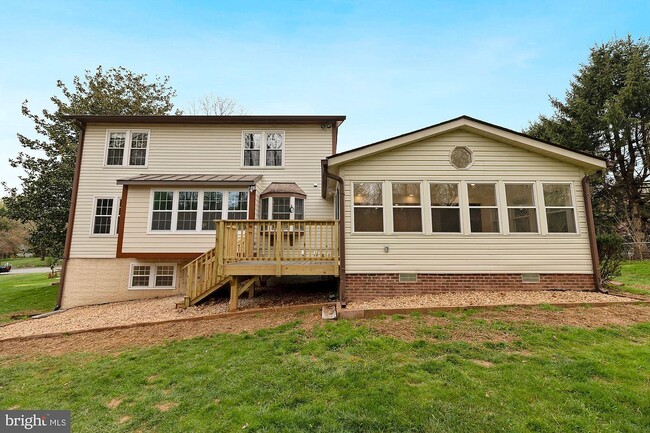 Building Photo - 4813 Marymead Dr