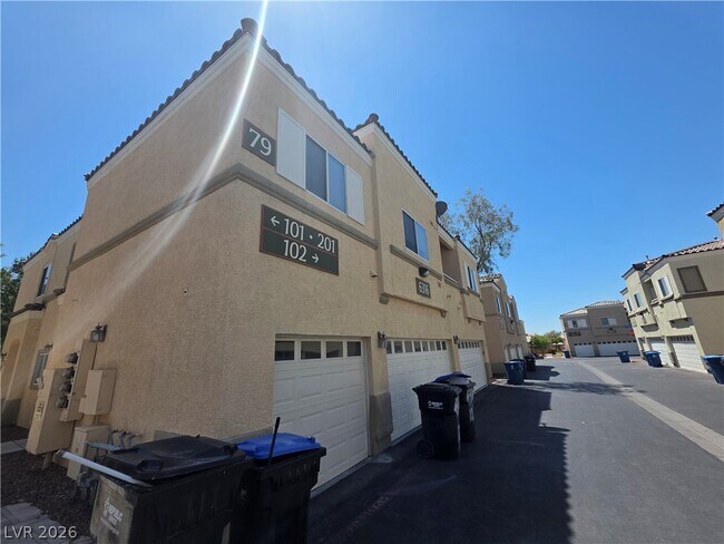 Building Photo - 6316 Beige Bluff St