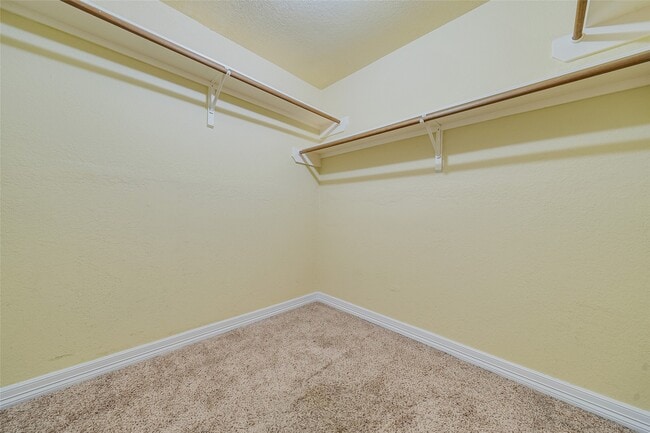 Building Photo - 3403 Hickory Creek Dr