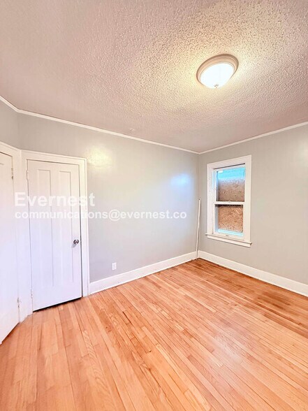 Building Photo - 12701 Northlawn St