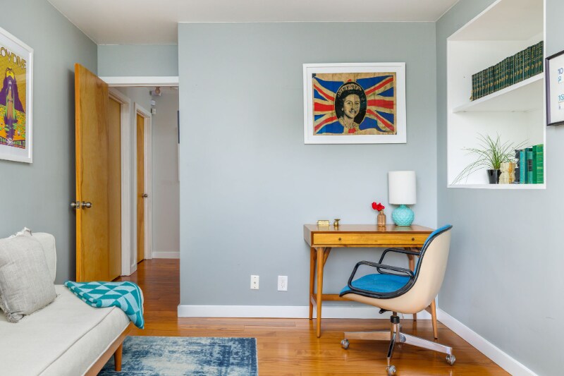 Building Photo - 3202 Santa Monica Dr