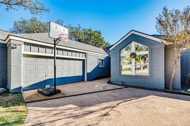 Building Photo - 106 Rupen Ct