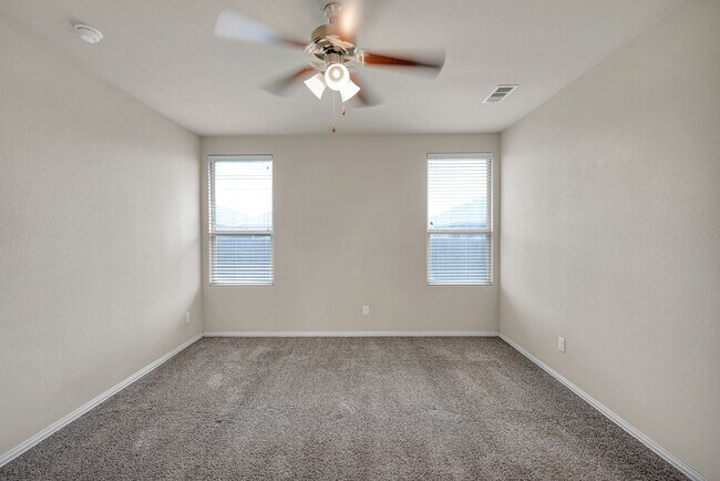Building Photo - 6711 Hall of Fame Blvd