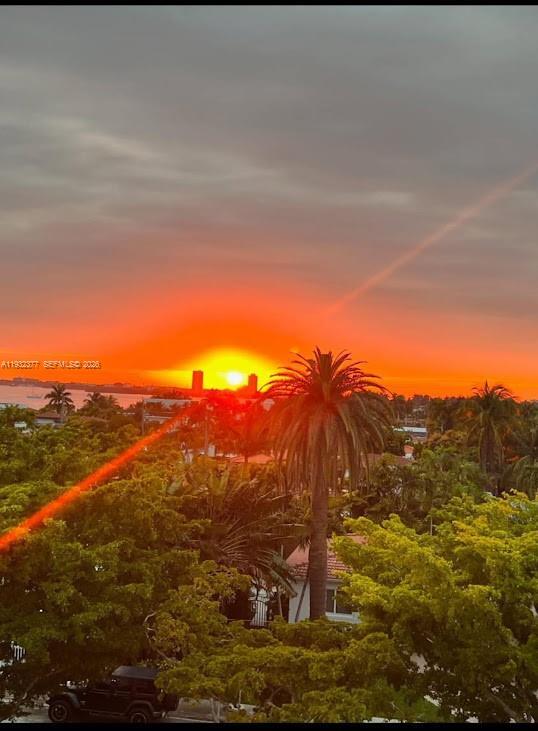 Building Photo - 1801 S Treasure Dr