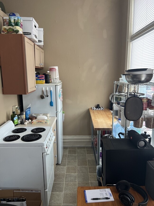 Building Photo - Lange Building