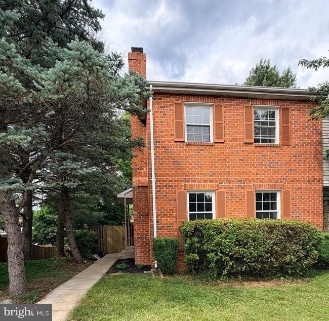 Building Photo - 19533 Fetlock Dr