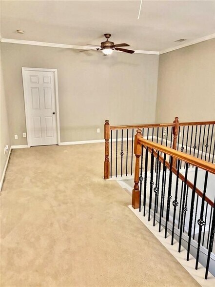 Building Photo - 300 Snowgoose Ct