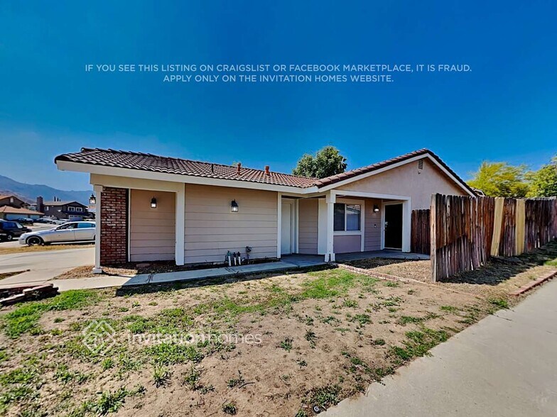 Primary Photo - 23562 Ashwood Ave