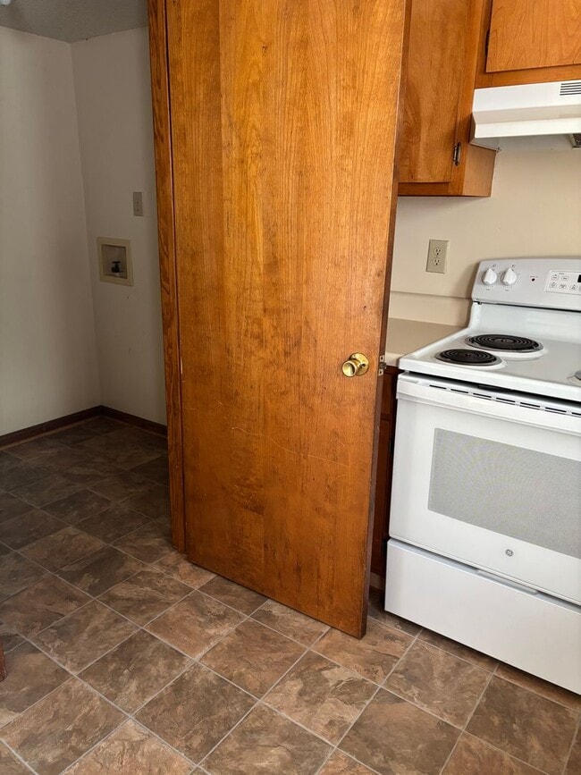 Building Photo - 1116 Park St