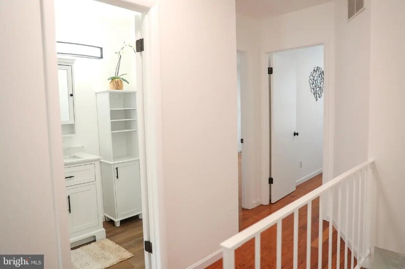 Building Photo - 2809 Beckon Dr