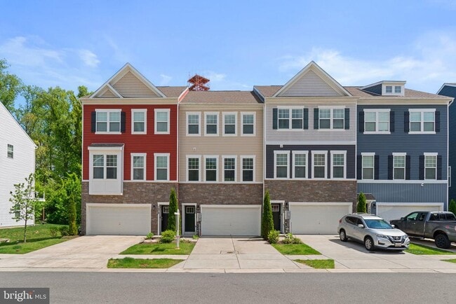 Building Photo - 7980 Patterson Wy