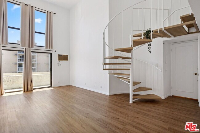 Building Photo - 1440 Veteran Ave