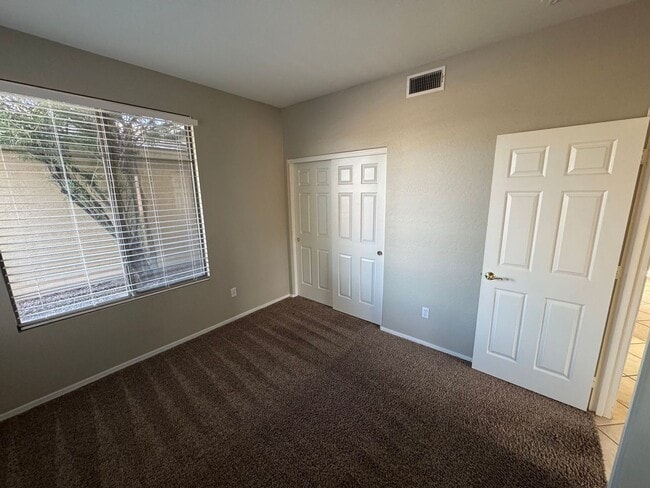 Building Photo - 3 Bedroom - 2 Bath - 2148 Sq. Ft. - Blakeman Ranch - Chandler