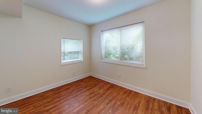 Building Photo - 8514 Chestnut Oak Rd