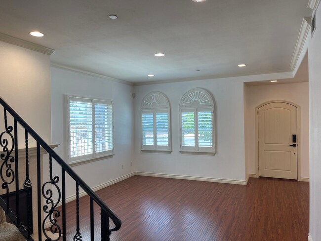 Building Photo - San Gabriel 3 beds 2.5 bathrooms for lease