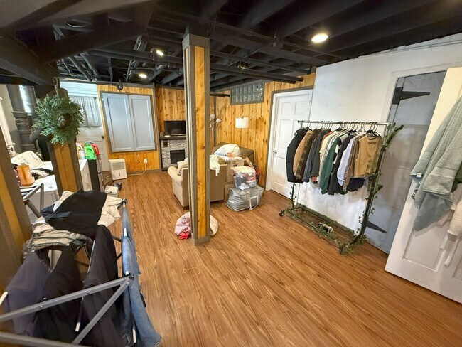 Building Photo - 1317 Randall Ct