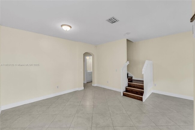 Building Photo - 4292 SW 156th Ave