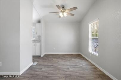Building Photo - 2885 N Panorama Dr