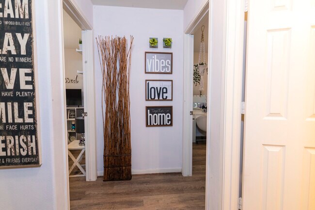 Building Photo - 28830 Bosque River Ct