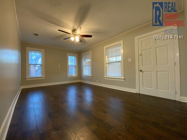 Building Photo - 4820 W 29th-