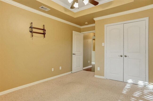 Building Photo - 3815 Sumner Ct