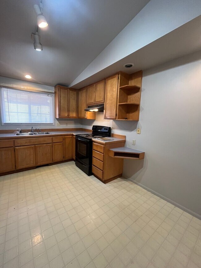 Building Photo - 3-Bedroom 2-Bathrrom home in Thurston