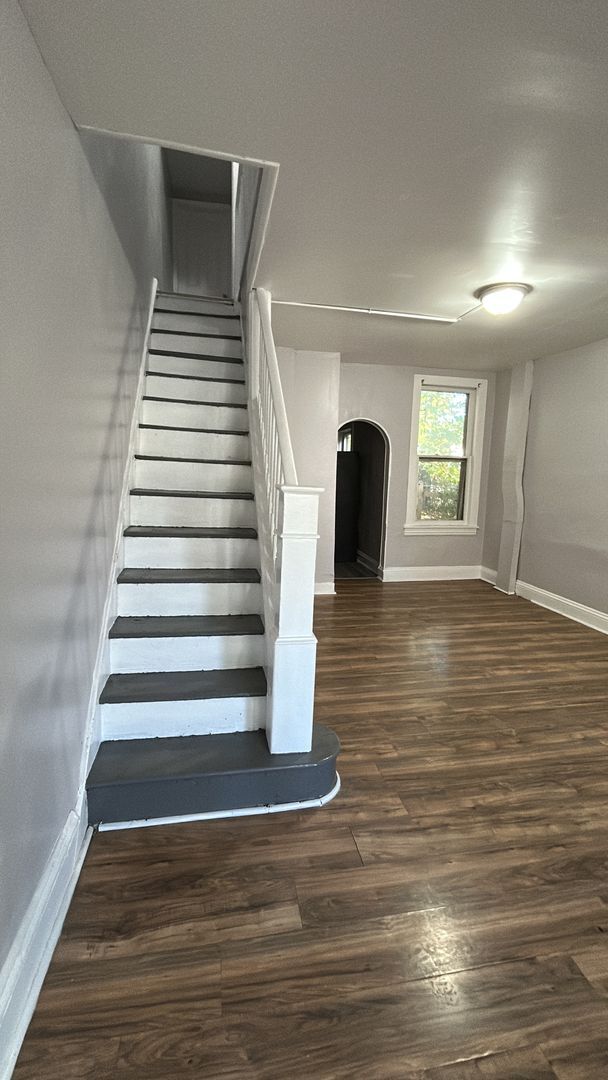 Building Photo - 89 Poplar St