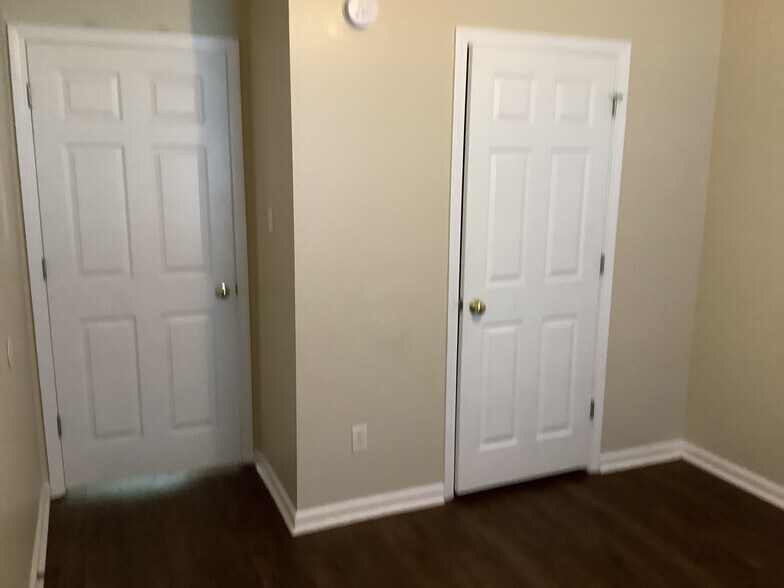 Building Photo - 249 Longleaf Cir